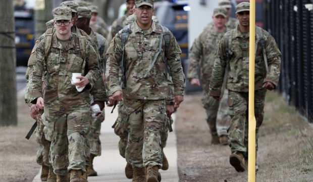 ABD | Ulusal Muhafizlar’dan maruz kaldiklari muameleye tepki!