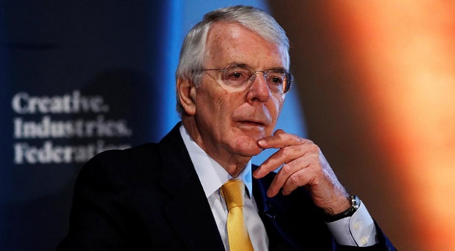 Eski Ingiltere Basbakani’ndan Kürdistan Bölgesi için hükümete çagri!