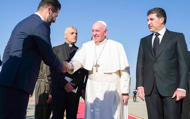 Kubad Talabani, Papa’yi güldüren diyalogu paylasti!