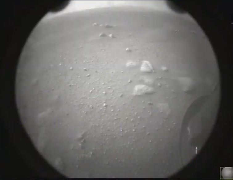 Nasa’nin kesif araci Perseverance Mars’a inis yapti!