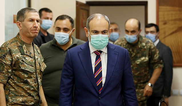 Ermenistan | Artêsê îstifaya Serokwezîr xwest, Pasînyan sererkan ji kar avêt