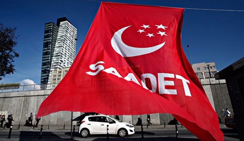 Saadet Partisi Kadin Kollari Sorumlusu 'erkek' çikti!