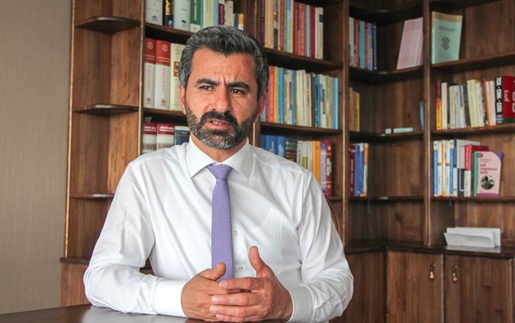 Diyarbakir Barosu Baskani: Her zaman Kürt halkinin hizmetinde olacagiz!