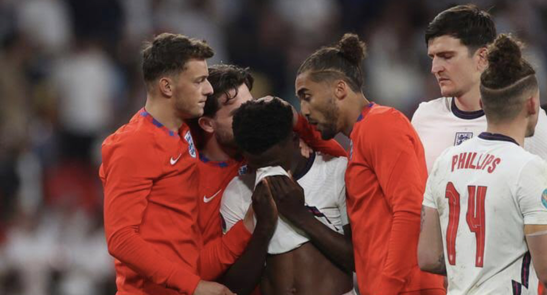 Ingilizlere birçok yerden destek yagiyor