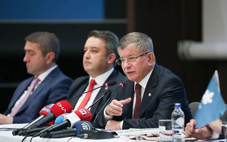 Davutoglu: "Kürtler konusunda sadece HDP'yi muhatap alamayiz"