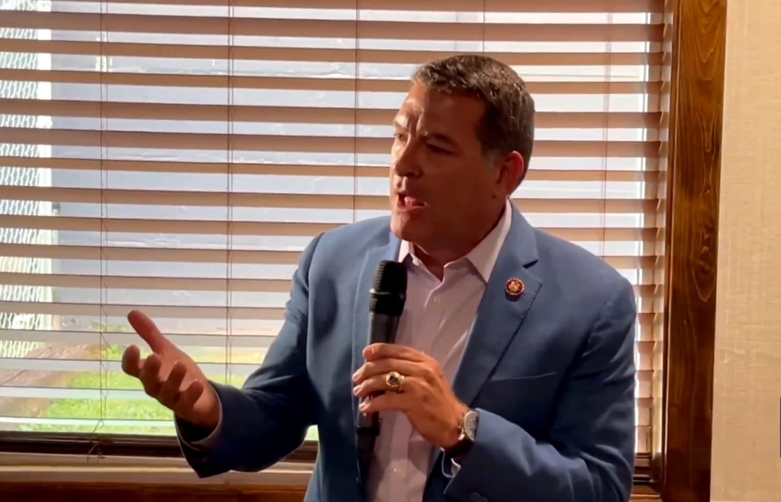 ABD Kongre üyesi: Kürtlerin arkasindan çekilmeye niyetimiz yok!