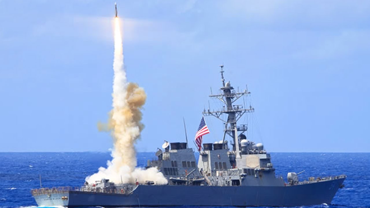 Rusya, Karadeniz'e giren ABD savas gemisini takibe aldi