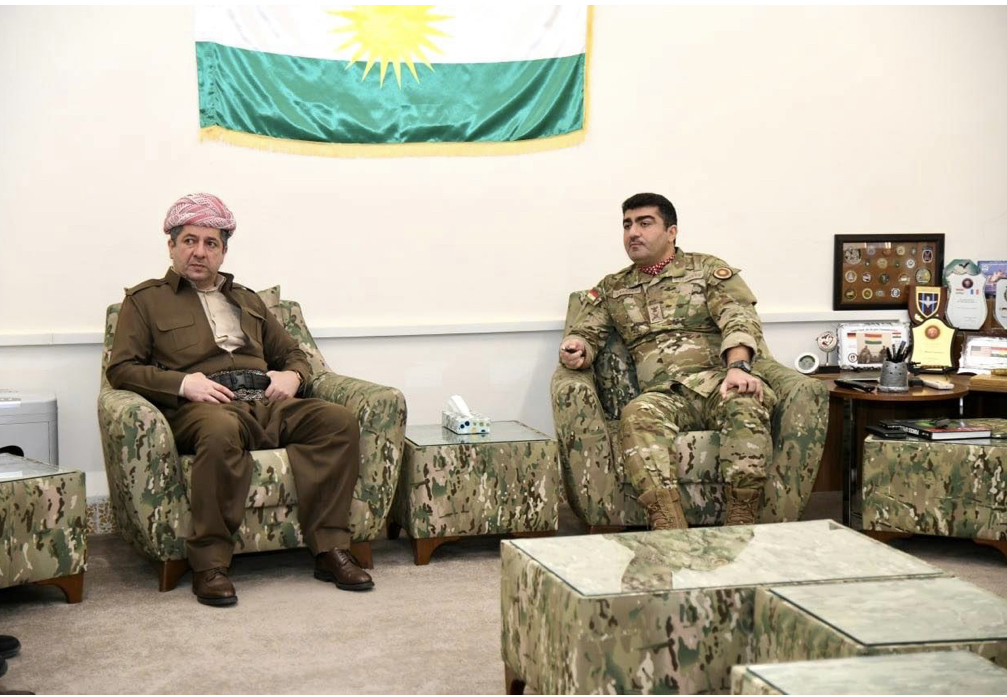 Basbakan Barzani Mahmur'da: Pesmerge Güçleri'ne ziyaret