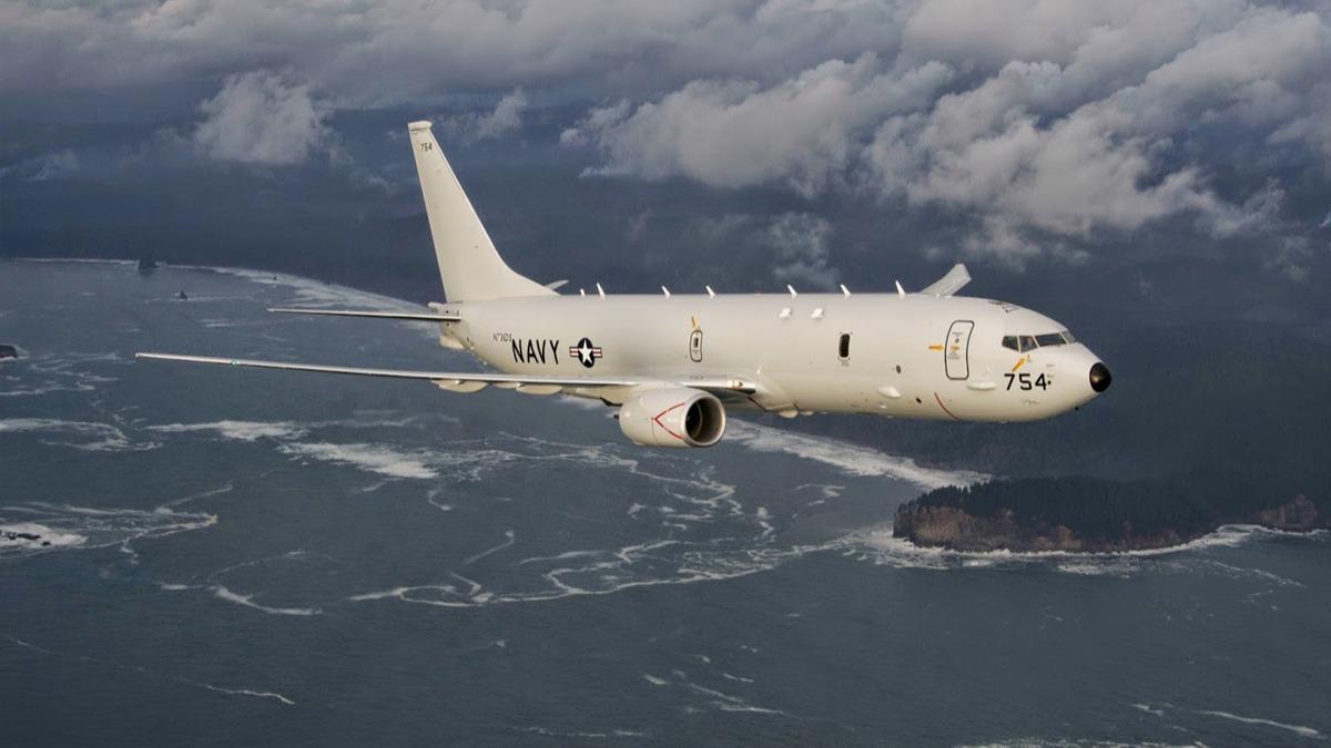 Karadeniz'de gerilim: Rus uçagi, ABD uçagini takibe aldi!