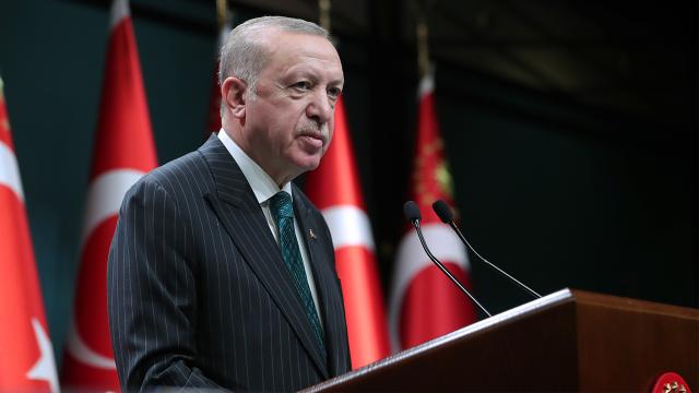 Erdogan: Avrupa'da, Amerika'da raflar bos, bizde bolluk bereket devam ediyor