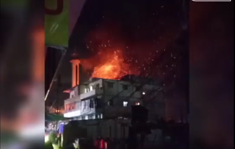 Lübnan'in Sur bölgesindeki mülteci kampinda patlama!