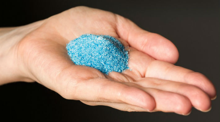 Mikroplastikler vücudumuzda dolasiyor: Su içtigimiz pet siseler damarlarimizda dolasiyor!