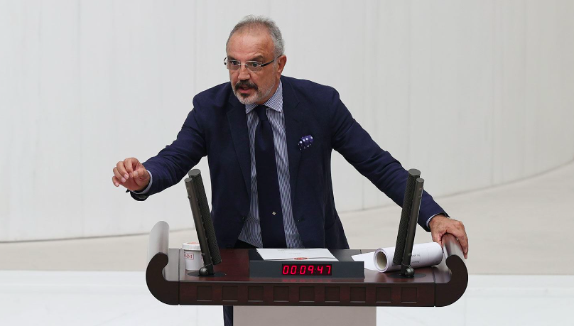 Sirri Sakik: Yeni bir Cumhuriyet’i birlikte insa edebiliriz