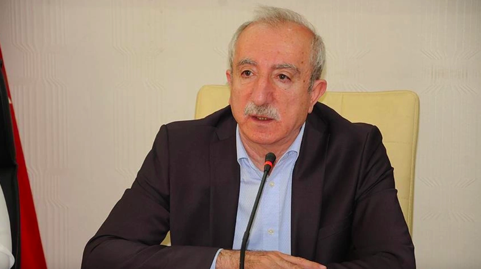 Orhan Miroglu: AK Parti'nin üyeleri de kayyima karsi!