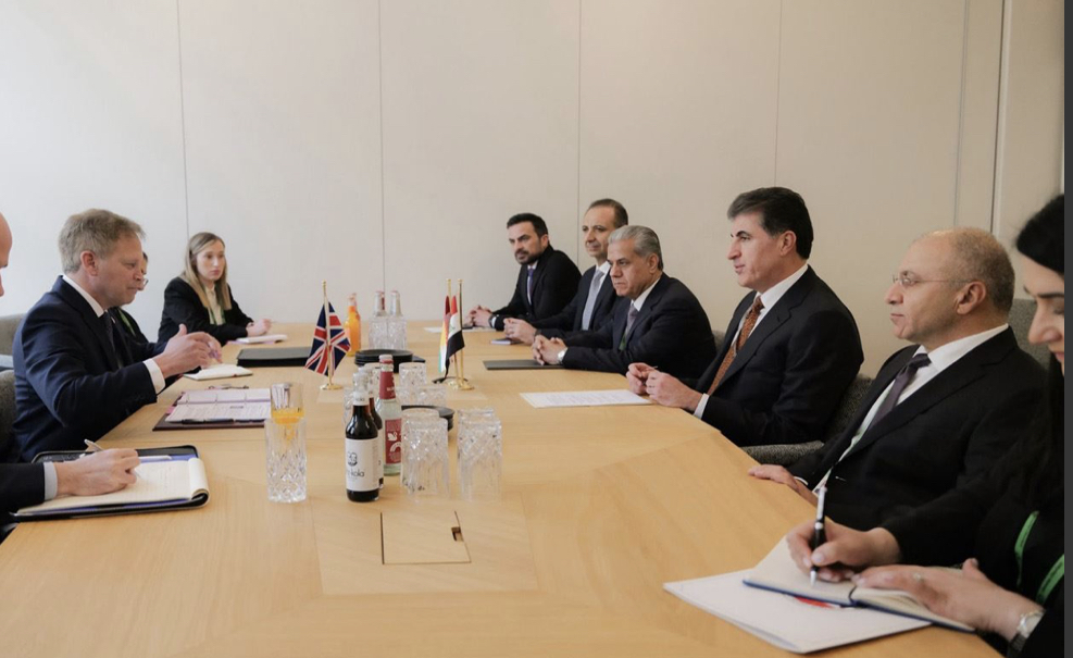 Neçirvan Barzani ile Ingiltere Savunma Bakani bir araya geldi