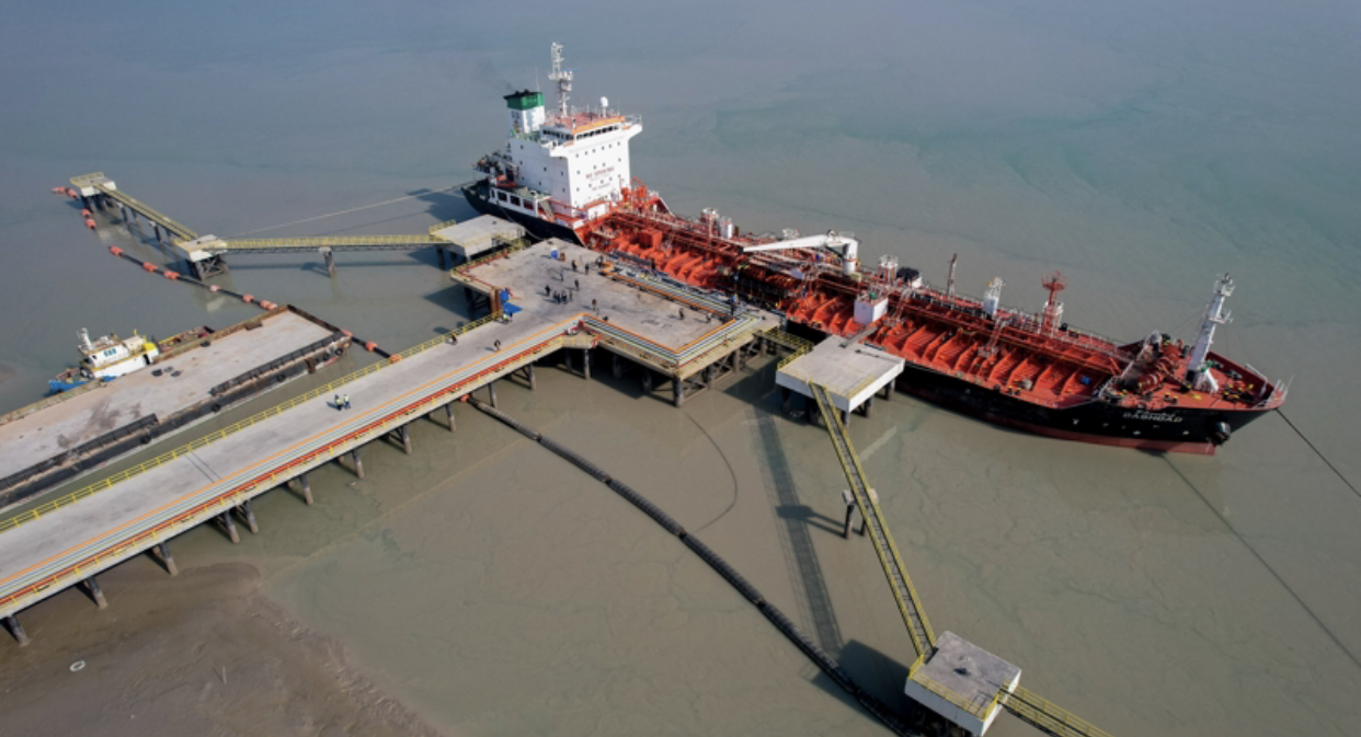 Irak’tan Gazze’ye yakit yardimi: ‘Gemi yola çikti’