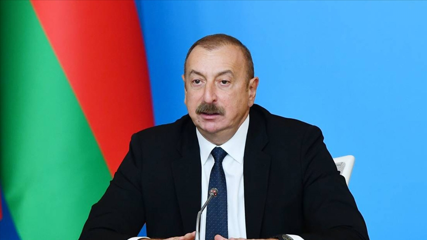 Azerbaycan'da Aliyev besinci kez cumhurbaskani seçildi