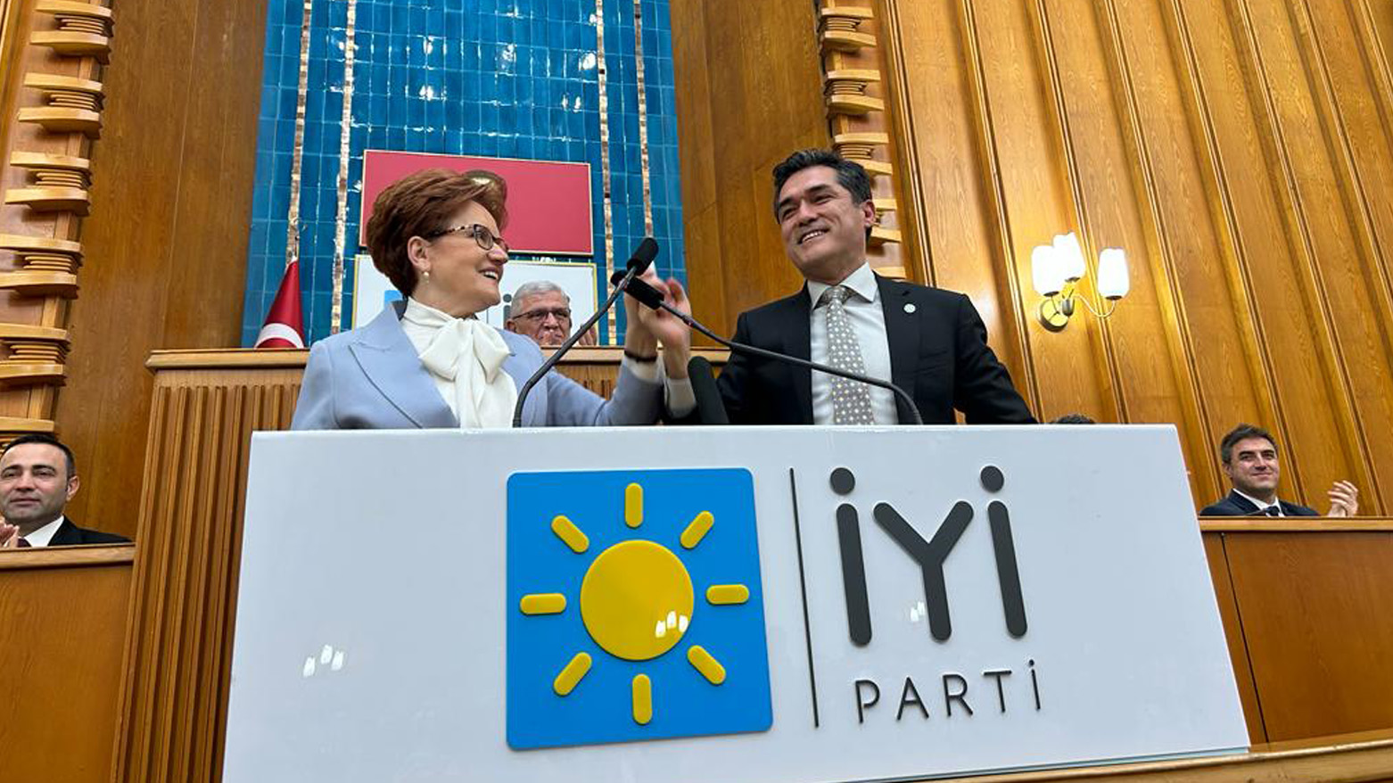 Aksener IYI Parti’nin Istanbul adayini açikladi