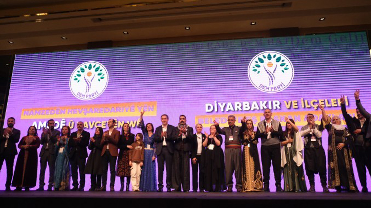 DEM Parti'nin es baskan adaylari açiklandi