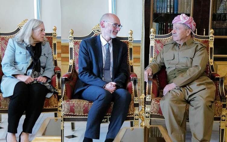 Baskan Barzani'den ABD ve Ingiltere'ye: Saldirilar irademizi kiramaz, güçlendirir!