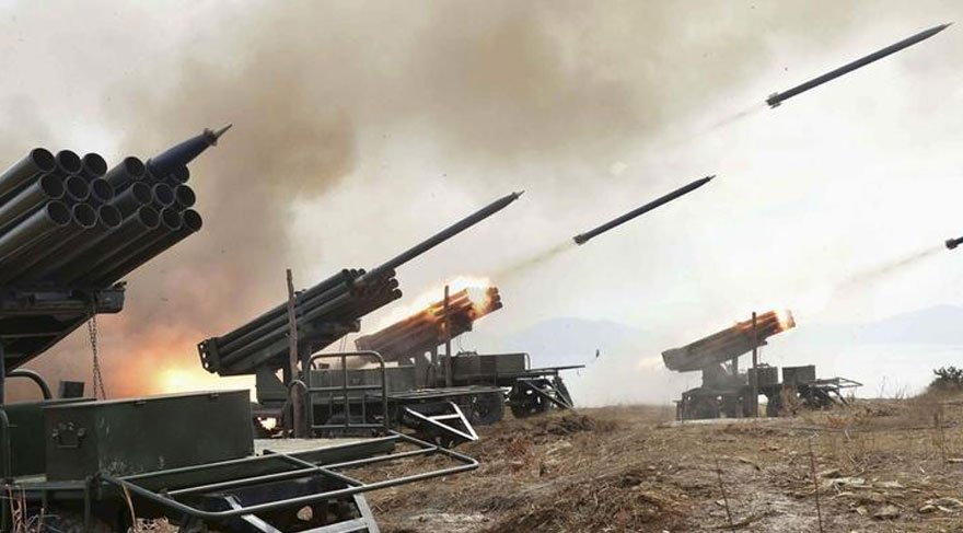 Rejim, 2 muhalif örgütü Hama'da bombardimana tuttu