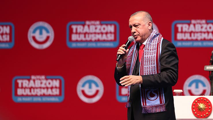 Erdogan: Kürt kardeslerimizle Osmanli tokadi yapistirmamiz lazim