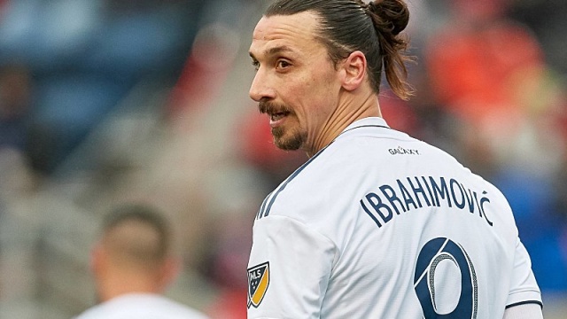 Ibrahimovic’e büyük ceza. 18 yasindan küçük çocuklara