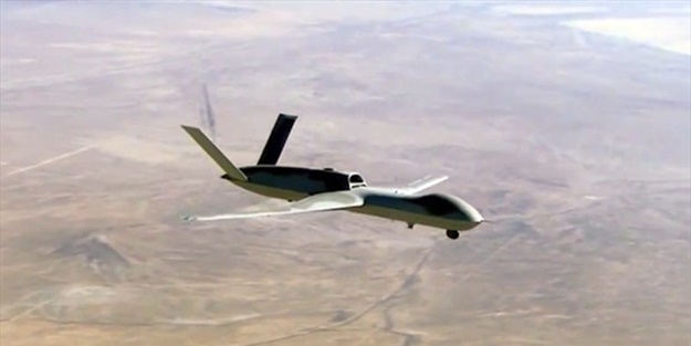 Suudi Arabistan Husiler'e ait bir IHA düsürdü