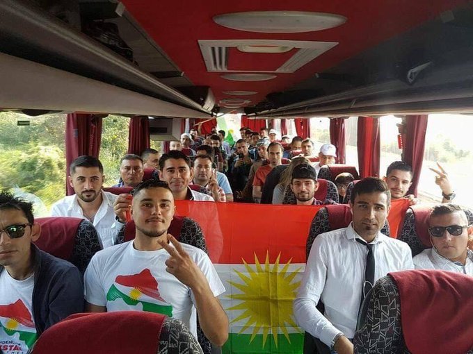 Saldiriya ugrayan Kürtler: Bayragimiz yasal, Kürdistan’dan geldik”