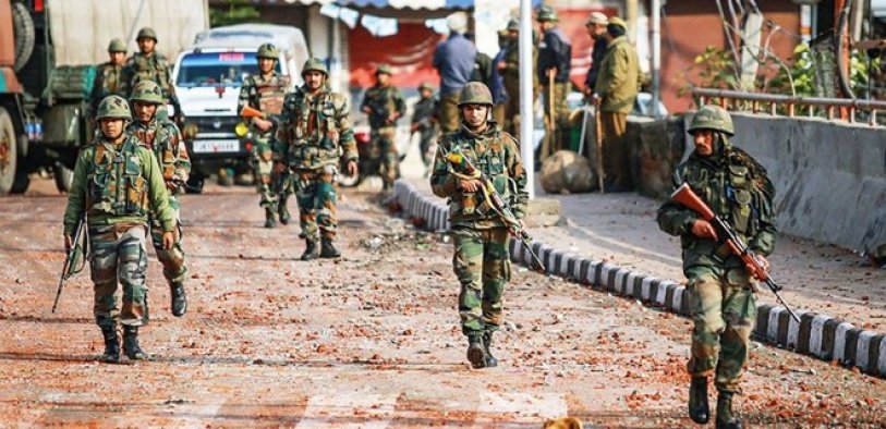 Savas sinyalleri: Pakistan-Hindistan askerleri çatisti