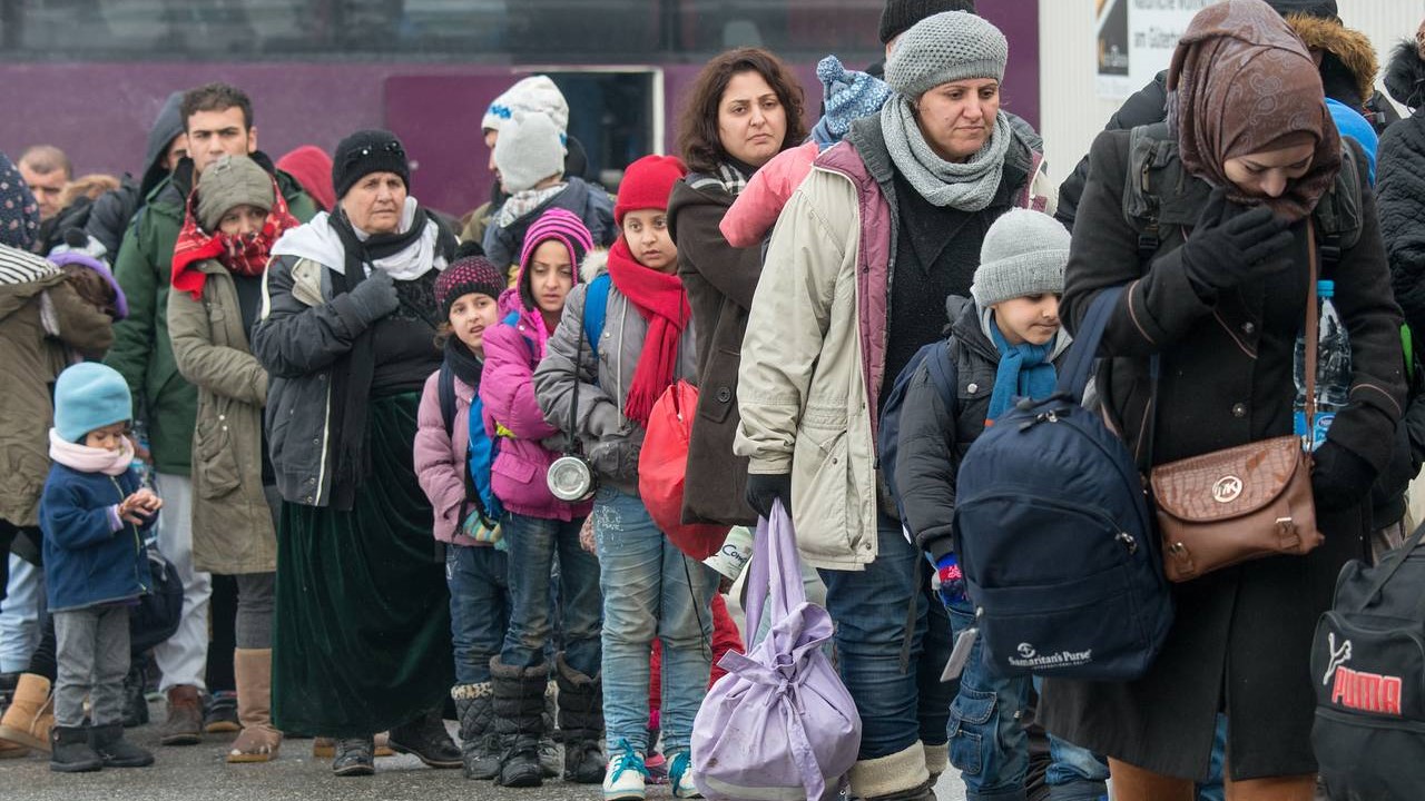 تورکیا لە ماوەی هەفتەیەکدا 1400 کۆچبەری نایاسایی دیپۆرت کردووەتەوە