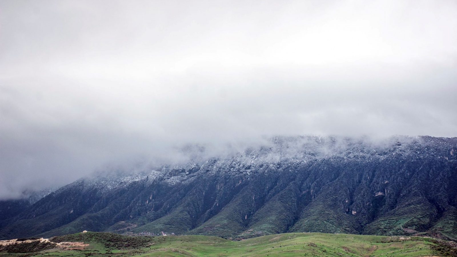 کەشناسی: بەفر دەبارێت و پلەکانی گەرما نزمدەبنەوە