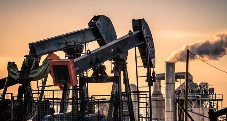 بەپەلە    ...    کێڵگەیەکی گەورەی نەوت لە سلێمانی لە لایەن  کۆمپانیای گاز پرۆمی ڕووسی یەوە دەدۆزرێتەوە