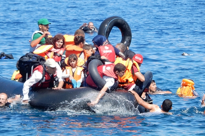 زیاتر لە بیست کۆچبەر لە ئاوەکانی توونس خنکان