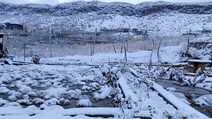 لە ڕێگەی هەورامان دەیان ئۆتۆمبێل پەكیان كەوتوەو هاتوچۆ ڕاگیرا