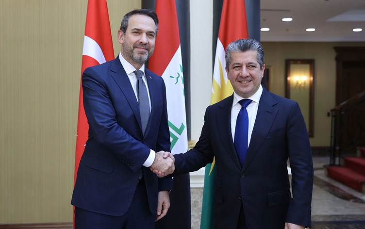 مەسروور بارزانی لەگەڵ وەزیری نەوتی تورکیا سەبارەت بە نەوتی کوردستان کۆبووەوە