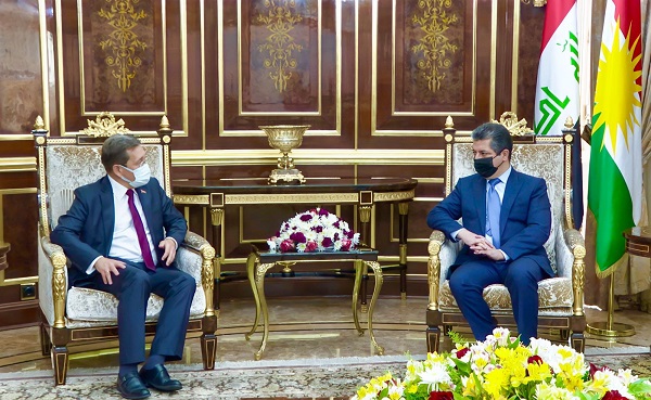 مەسروور بارزانی سەرۆکی حکوومەتی هەرێمی کوردستان پێشوازی لە باڵیۆزی بێلاڕووسیا لە عێراق دەکات