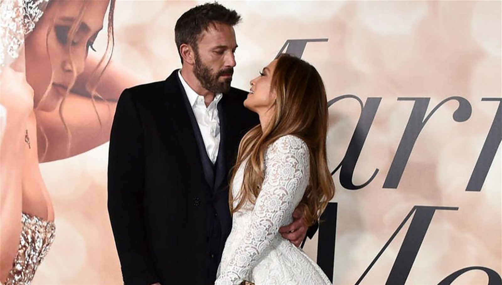 دوای هەژدە ساڵ جیابوونەوە جێنیفەر لۆپێز هاوسەرگیریی لەگەڵ خۆشەویستە کۆنەکەی کرد