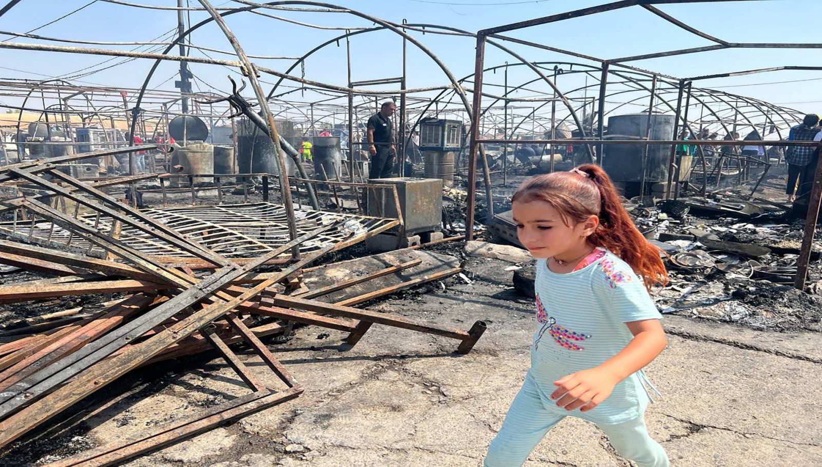 ئاگر لە کەمثێکی ئاوارەکانی زاخۆ کەوتەوە و دوو منداڵ سووتان