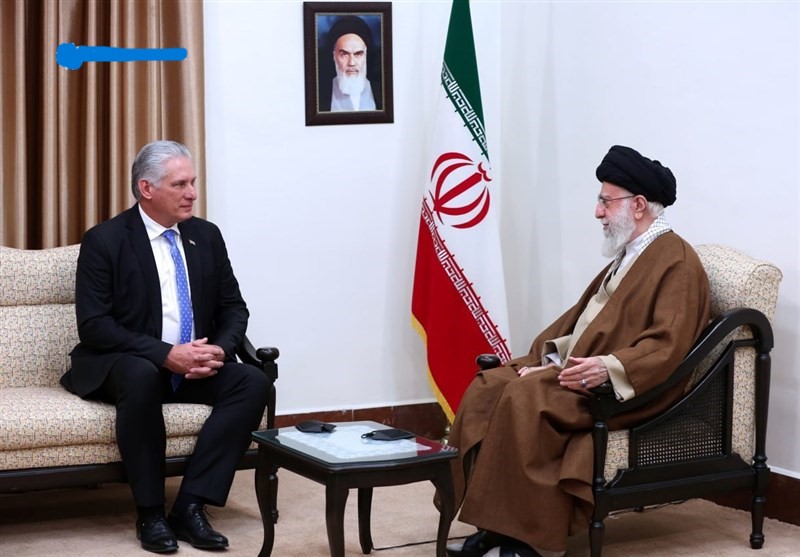 جەختکردنەوەی ڕێبەری باڵای ئێران لە دیدار لەگەڵ سەرۆکی کوبا لەسەر پێکهێنانی هاوپەیمانییەکی جیهانی دژ بە چەوساندنەوەی ئەمریکا و ڕۆژئاوا