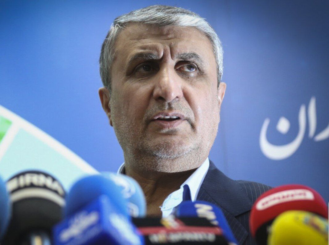 ئێسلامی : ئێران بۆ بەرەوپێش بردنی ئامانجەکانی خۆی ئیزن لە هیچ کەسێک وەرناگرێت