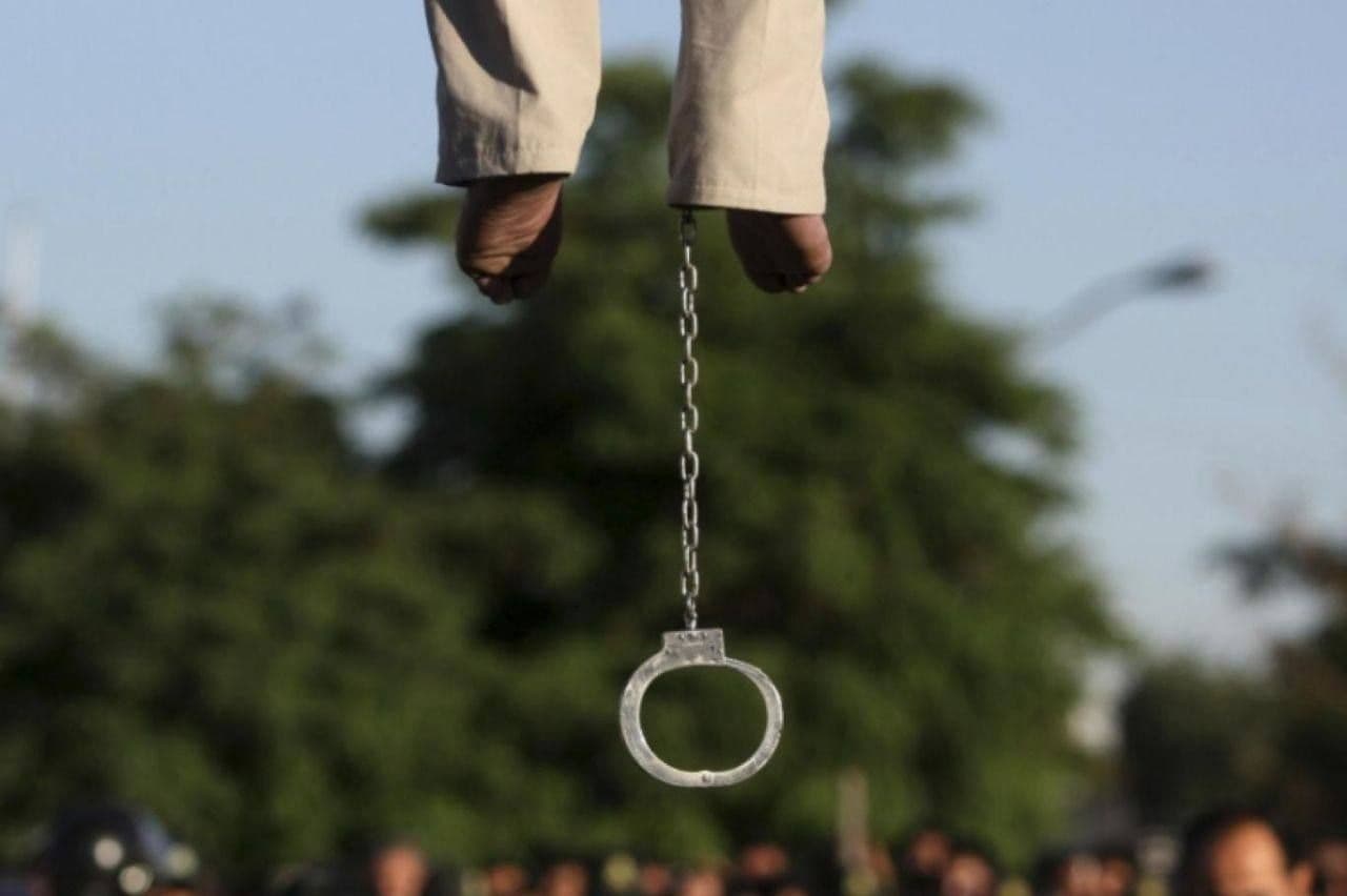 دوو هاووڵاتی کورد خەڵکی خۆڕەم ئاوا سەر بە ڕۆژهەڵاتی کوردستان لە لایەن هێزەکانی ئێرانەوە لە سێدارەدران