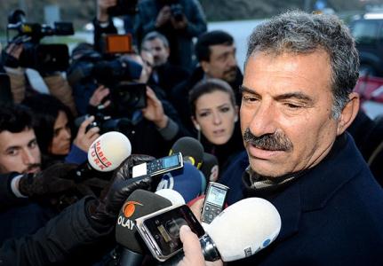 هێزەکانی تورکیا هەڵدەکوتنە سەر ماڵی (موحەمەد ئۆجەلان)