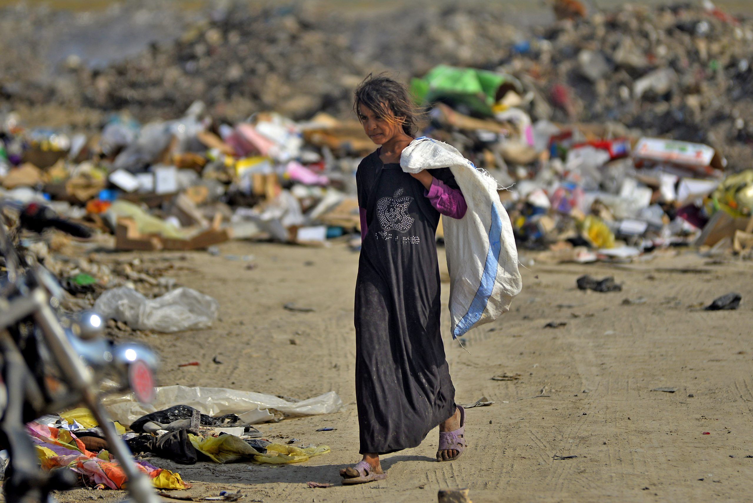 فاو و بانکی نێودەوڵەتی: دابەزینی نرخی دینار ڕێژەی هەژاری لە عێراق بەرز دەکاتەوە