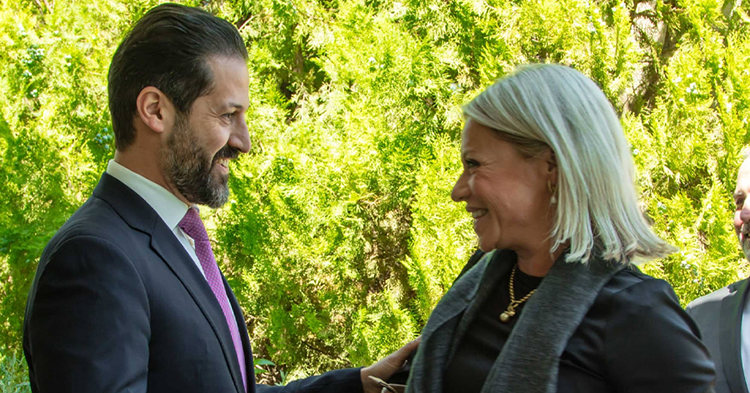 بەپەلە  ...   دوای فرۆشتنی کەرکووک قوباد تاڵەبانی لە ڕاگەێندراوێکدا داوا لە نەتەوەیەکگرتووەکان دەکات کەرکووک ڕزگار بکرێت