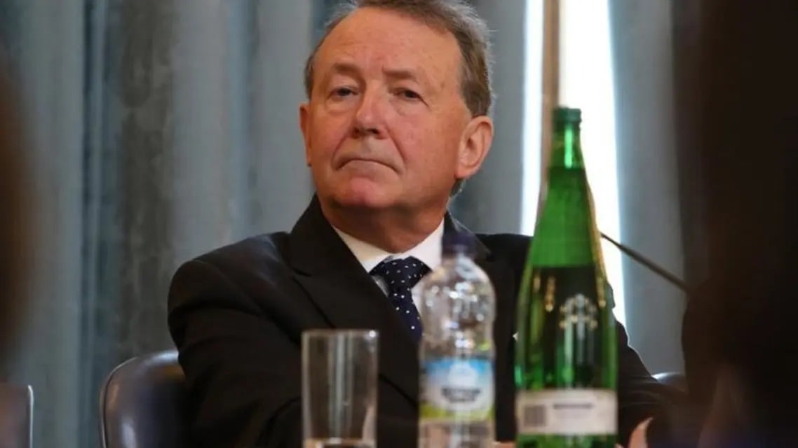 یاسادانەنەرێکى بەریتانى: بۆ پشتیوانى خەڵکى ئێران پێویستە سوپا لە پێرستى ڕێکخراوە تیرۆریستییەکان نەبرێتە دەرەوە