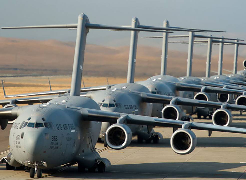 ناردنی زیاتر لە ٥٠ فڕۆکەی سەربازی ئەمریکی بۆ ڕۆژئاوای ئاسیا