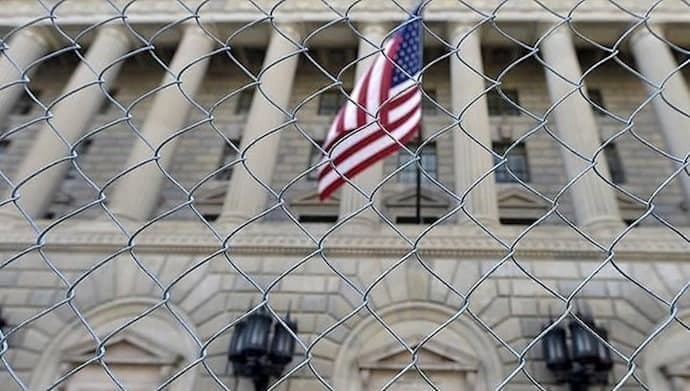 پلانی یاسادانەرانی ئەمریکی بۆ هەمیشەیی کردنی یاسایەکی گەمارۆدان لە دژی ئێران