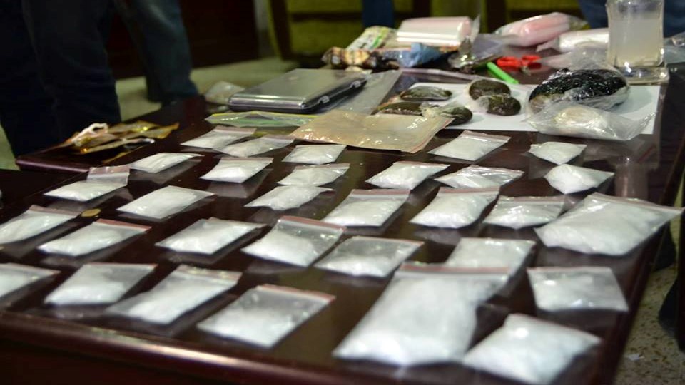 لە ڕاپەڕین شەش بازرگانی ماددە هۆشبەرەکان دەستبەسەر کران