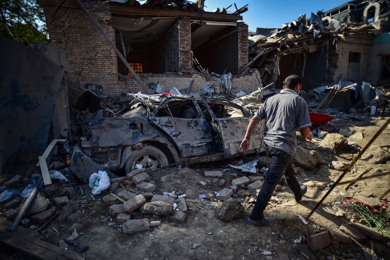 وۆڵ ستریت جۆرناڵ: تورکیا سەدان چەکداری دیکەی ڕەوانەی قەرەباغ کردووە